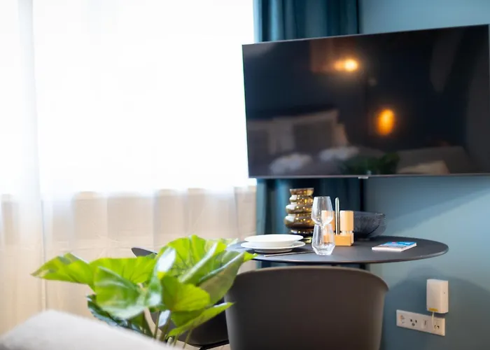 Arbio I 3* Κόμπλεντς